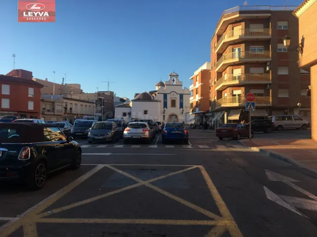 INMEJORABLE SITUACIÓN PARA UNA OFICINA - foto 3