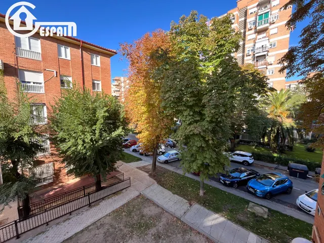 ¡Piso de 3 dormitorios y un baño para entrar a vivir! — 7