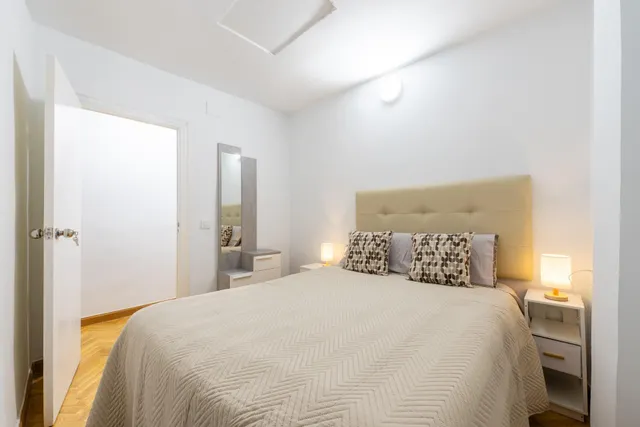 CASA ADOSADA DE PUEBLO REFORMADA EN PLEAHUSTAN 4 habitaciones, BAÑO Y CHIMENEA. — 17