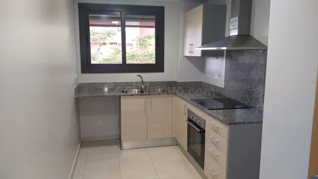 Alquiler de piso ubicado en Cardedeu - foto 2