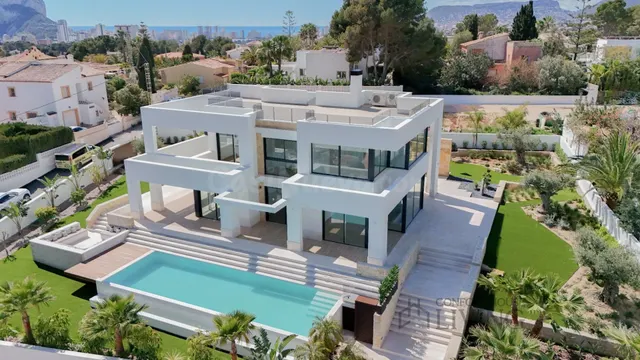 Exclusiva Villa en Benissa con Piscina Infinita y Vistas al  - foto 2
