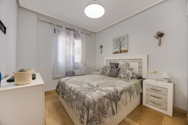 Espectacular Apartamento de 3 dormitorios en el Centro de Torrevieja — 5