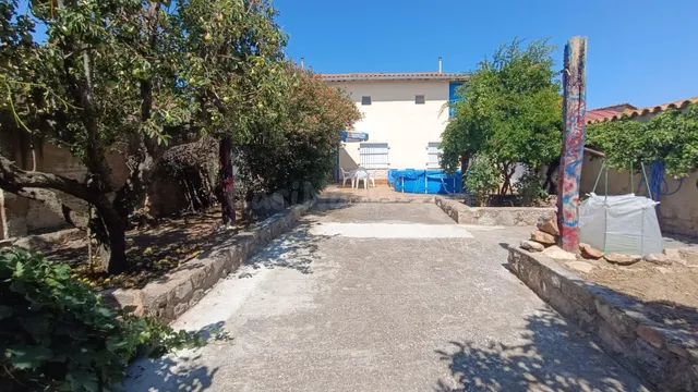 CASA EN VENTA EN MORALES DEL VINO (ZAMORA), 5 DORMITORIOS, BAÑO, BUHARDILLA, BODEGA, JARDÍN, GARAJE... — 2