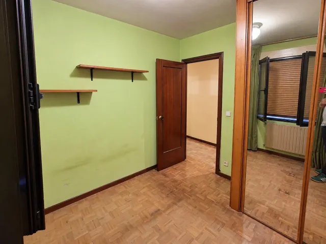 Piso con garaje, balcón y salón en dos alturas en la calle rosal, Oviedo — 20