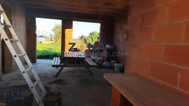 Oportunidad en Arrope (Cáceres): Vivienda para finalizar a t