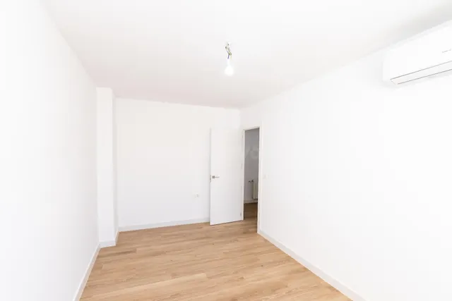Gran ático reformado de cuatro dormitorios con magnífica terraza — 17