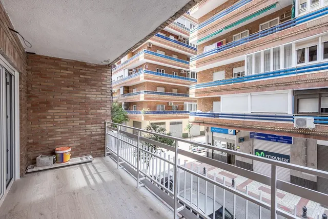 Piso reformado en Avenida Barcelona — 3