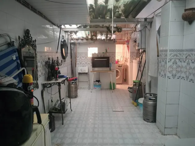OCASION - PISO PARA REFORMAR DE DOS DORMITORIOS CON GRAN PATIO EN VIRGEN DEL REMEDIO — 14