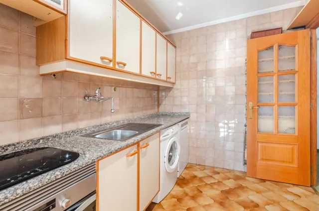 Piso en la estrecha , Oviedo — 7