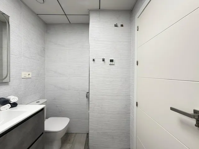 Apartamento 1 habitación 60m² en venta - Estacion de autobuses — 24