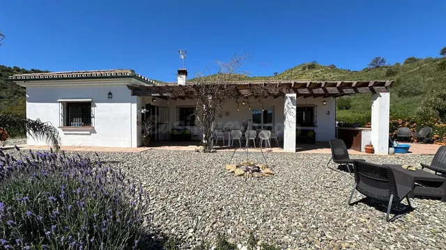 Chalet 3 habitaciones 148m² en venta - Alora pueblo