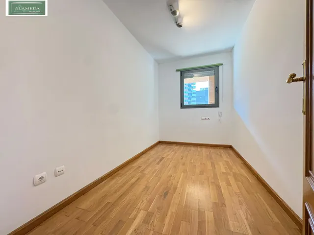ALQUILER SIN AMUEBLAR EN CIUDAD DE CIENCIAS — 25