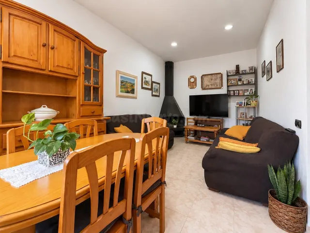 Chalet con 14.269 m2 de terreno a solo 5 minutos de Cambrils - foto 4