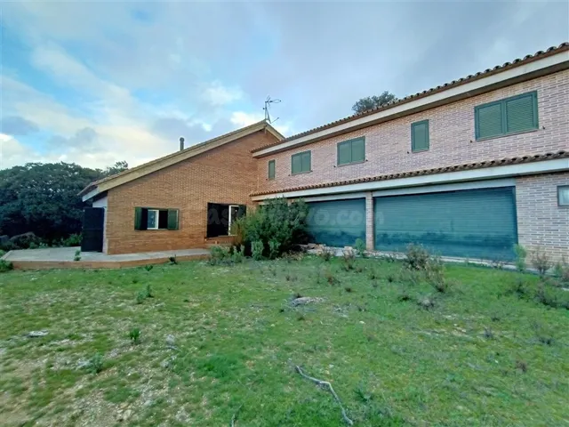 Casa-Chalet en Venta en Benalauria Málaga — 26