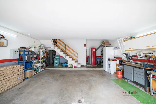 Casa con piscina — 48