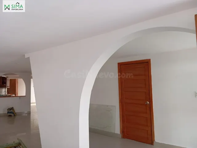 Se vende Casa en Barrio Manga- Cartagena con Área de 320 m2