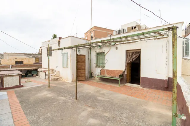 ENCANTADORA CASA EN ALHABIA — 37