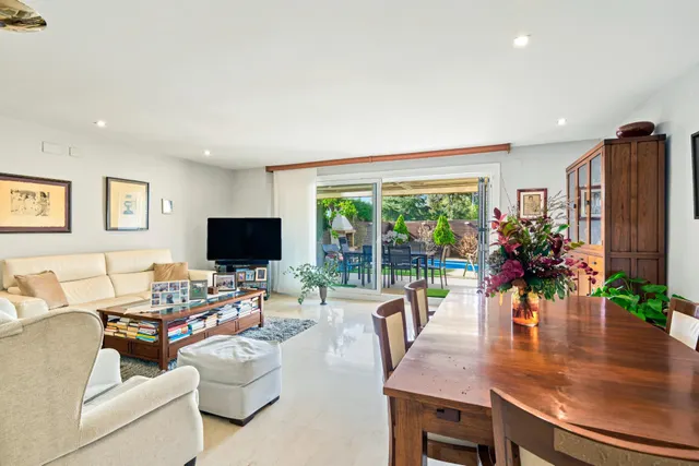 Exclusiva casa con piscina , ascensor y placas solares en llavaneres — 8