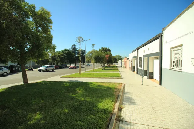 CASA PARA REHABILITAR O DERRIBAR EN SAN FERNANDO, BADAJOZ.