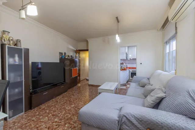 Piso de 2 dormitorios con garaje, Maracena — 4