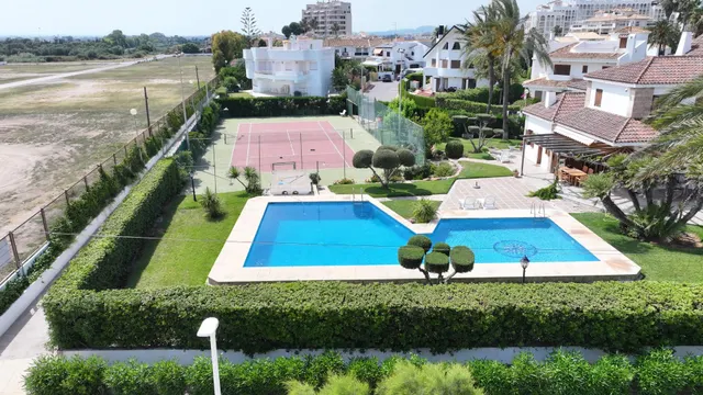 Excepcional villa en primera línea del Mediterráneo, a 15 minutos de Valencia — 10