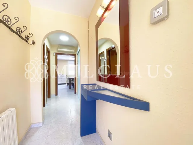 Chalet pareado en venta en Calle del Camí Reial - foto 4