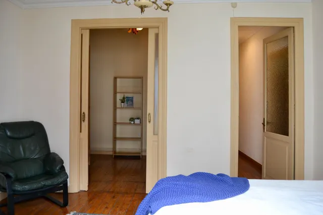 AMPLIA VIVIENDA EN EL CORAZON DE PAMPLONA — 36
