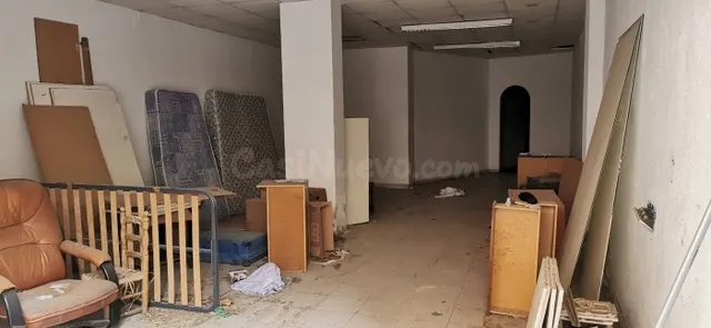 Local Almecen cochera en zona paisos catalans - foto 4