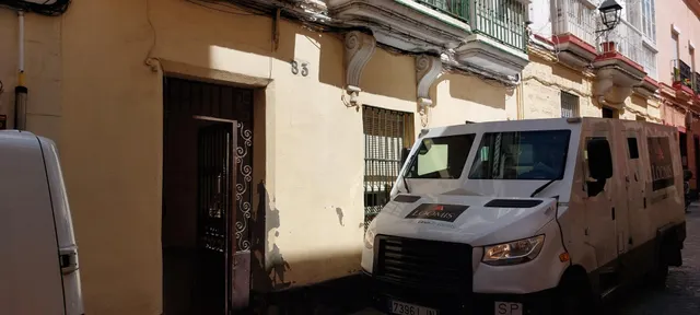 EDIFICIO EN SAN JOSE EN EL CENTRO HISTÓRICO DE CÁDIZ — 21