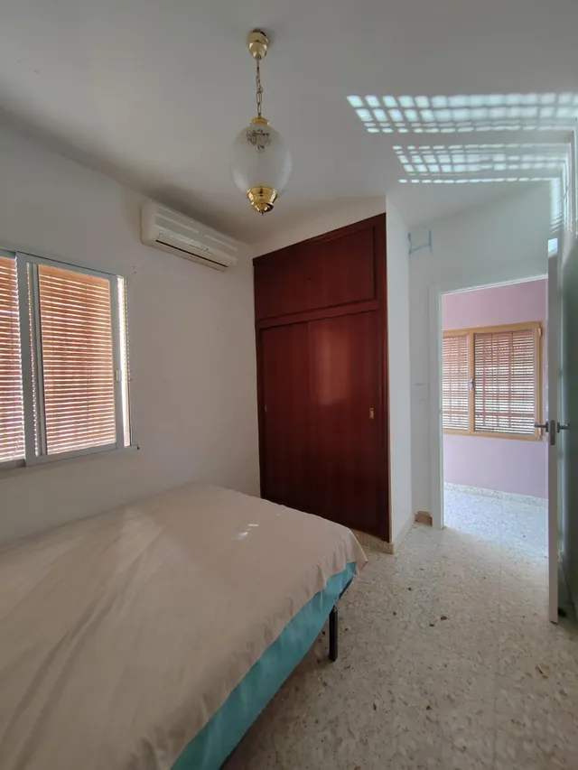 SE VENDE CHALET EN ZONA ANTIGUA CARRETERA DE GRANADA — 21