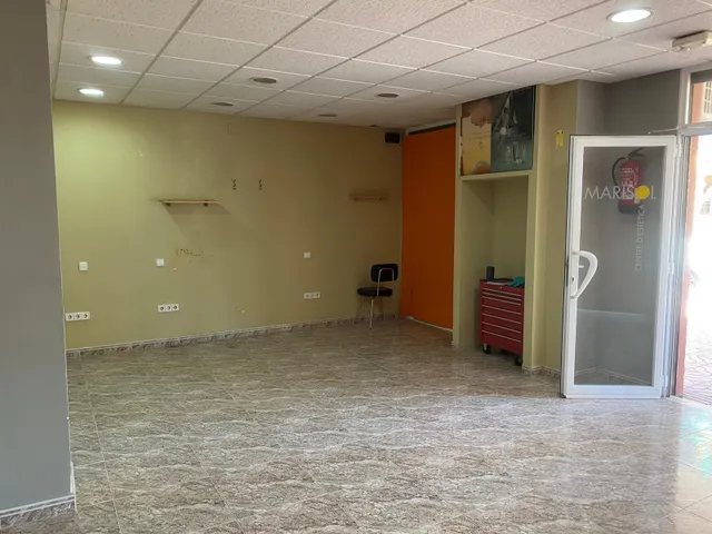 Local comercial en la zona de Camí Fondo en Martorell — 11
