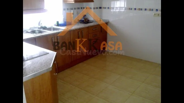 SE VENDE ÁTICO EN EJIDO ZONA PABELLÓN — 3