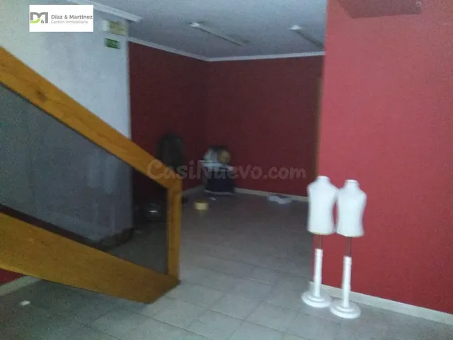 LOCAL ACONDICIONADO DE 2 PLANTAS EN LANCIA - foto 2