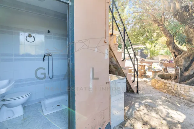 CHALET EN TORRENTE — 28