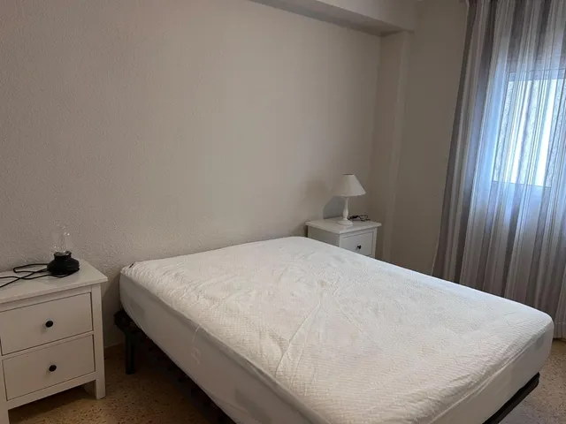 Piso 3 habitaciones 117m² en alquiler - La Raiosa — 35