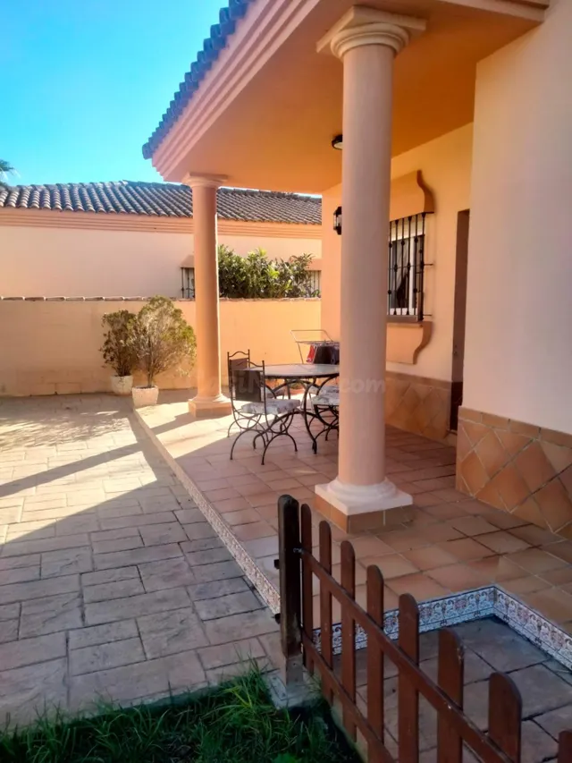 Chalet 4 habitaciones 196m² en venta - El campito — 4