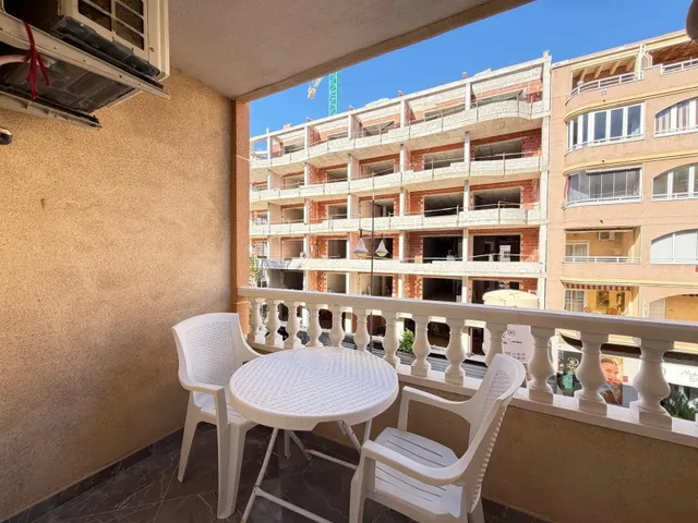 Apartamento 2 habitaciones 65m² en venta - Estacion de autobuses — 27