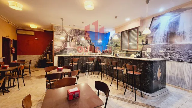 CAFETERÍA CON LICENCIA PRÓXIMA AL JARDÍN DEL POSÍO - foto 4