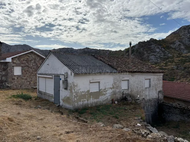 Casa de Pueblo 3 habitaciones 104m² en venta - Valporquero