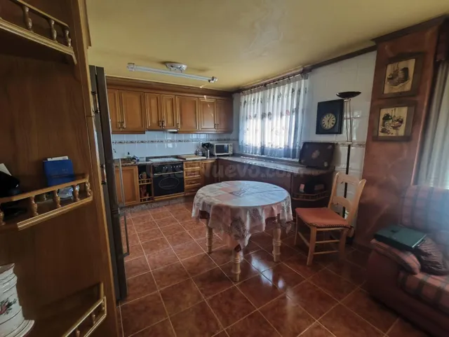 Piso en Petrer zona chimeneas de vpo — 3