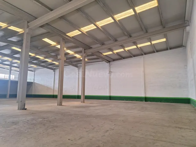 A la venta conjunto de cuatro naves industriales en Empresar - foto 5