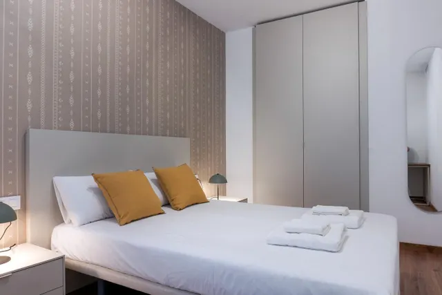Exclusivo piso de 130 m2 y 4 dormitorios junto al Ayuntamiento de Valencia — 30