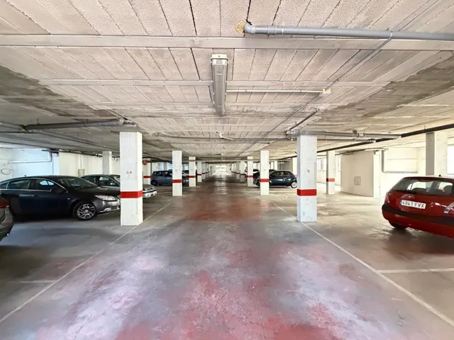 Local comercial 2800m² en venta - Estacion de autobuses — 31