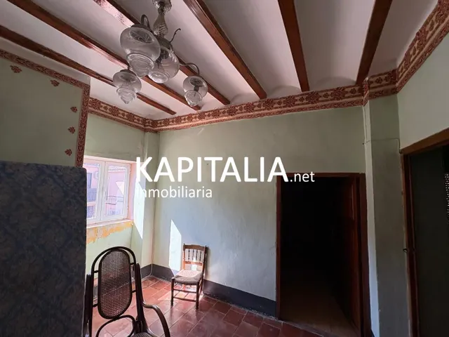 Casa en venta en Genovés, 5 habitaciones y terraza. — 17