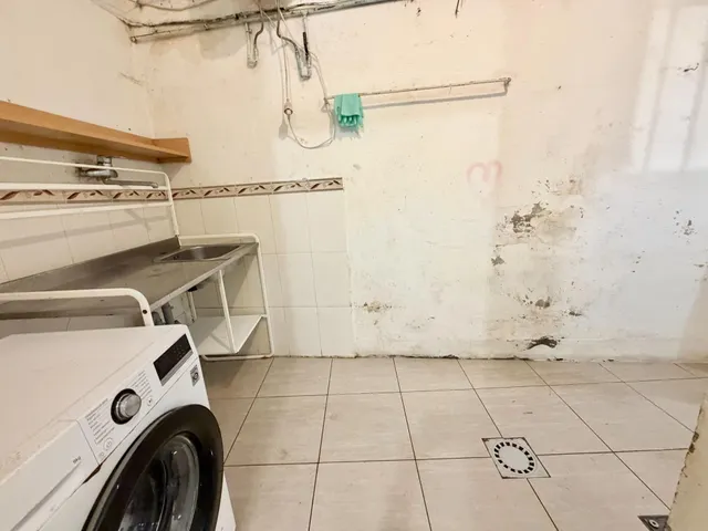 Encantadora Casa en La Marina del Port - Oportunidad para Reformar — 21