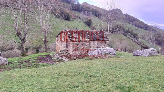 CABAÑA DE PIEDRA EN SOBA. VALDICCON - foto 2