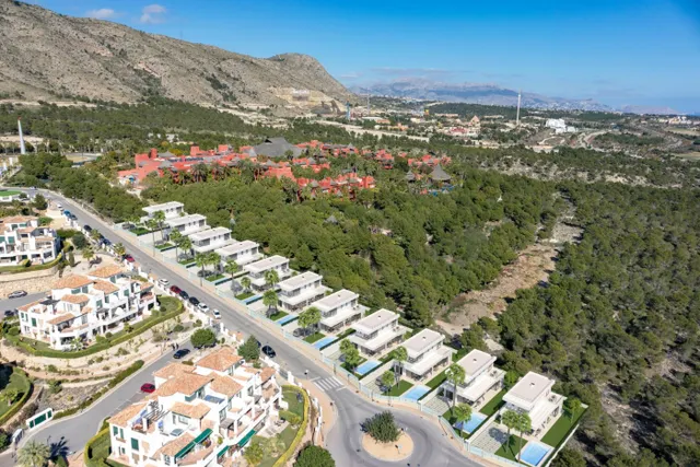 VILLAS MODERNAS EN SIERRA CORTINA (FINESTRAT) A UN PASO DE BENIDORM — 15