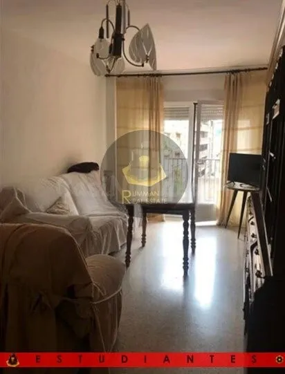 EST/ Piso amueblado con TRES dormitorios en el barrio del Za