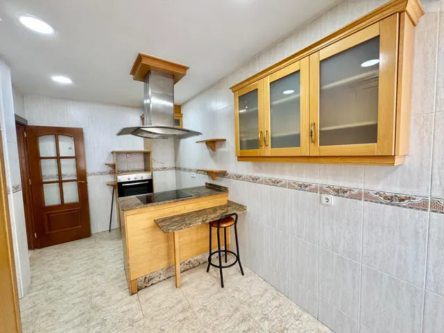 ESTUPENDO PISO DE 4 DORMITORIOS EN LA GLORIETA DE ALQUILER CON AMPLIO BALCÓN  (SE AMUEBLA SEGÚN NECESIDAD) ¡¡VISITELO SIN COMPORMISO!! — 12