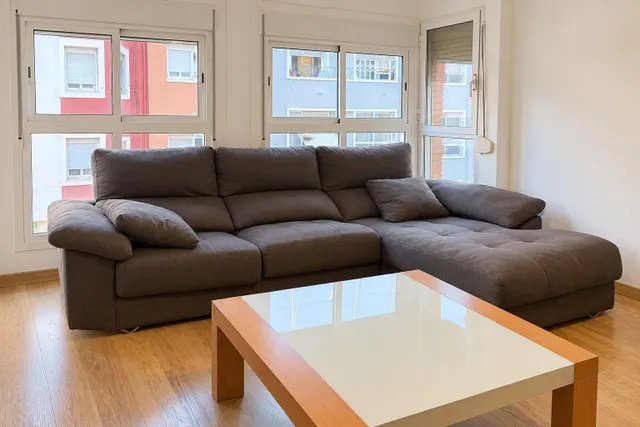 ESPACIOSO PISO DE 3 habitaciones CERCA A estación JESUS!